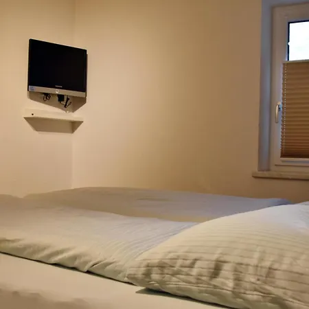 Gaestehaus Koell Apartmán Roppen