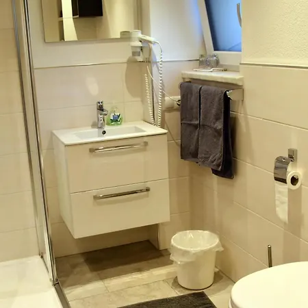 Gaestehaus Koell * Roppen