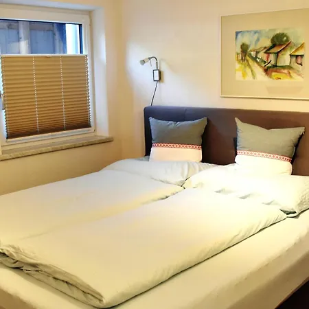 Gaestehaus Koell Apartmán Roppen