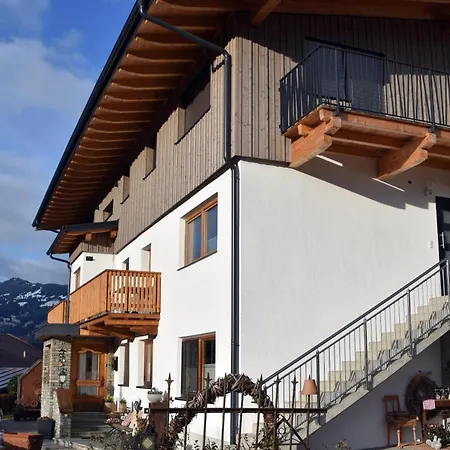 Gaestehaus Koell Roppen