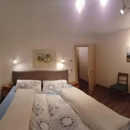 Gaestehaus Koell Apartmán Roppen