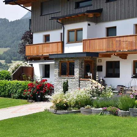 Gaestehaus Koell Apartmán *