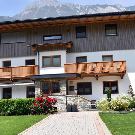 Gaestehaus Koell *
