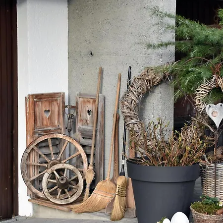 Gaestehaus Koell * Roppen