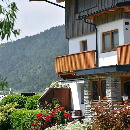 Gaestehaus Koell Apartament *