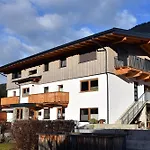 Gaestehaus Koell Roppen