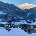 Gaestehaus Koell *